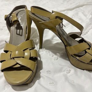 Yves Saint Laurent Patent Tribute Heels